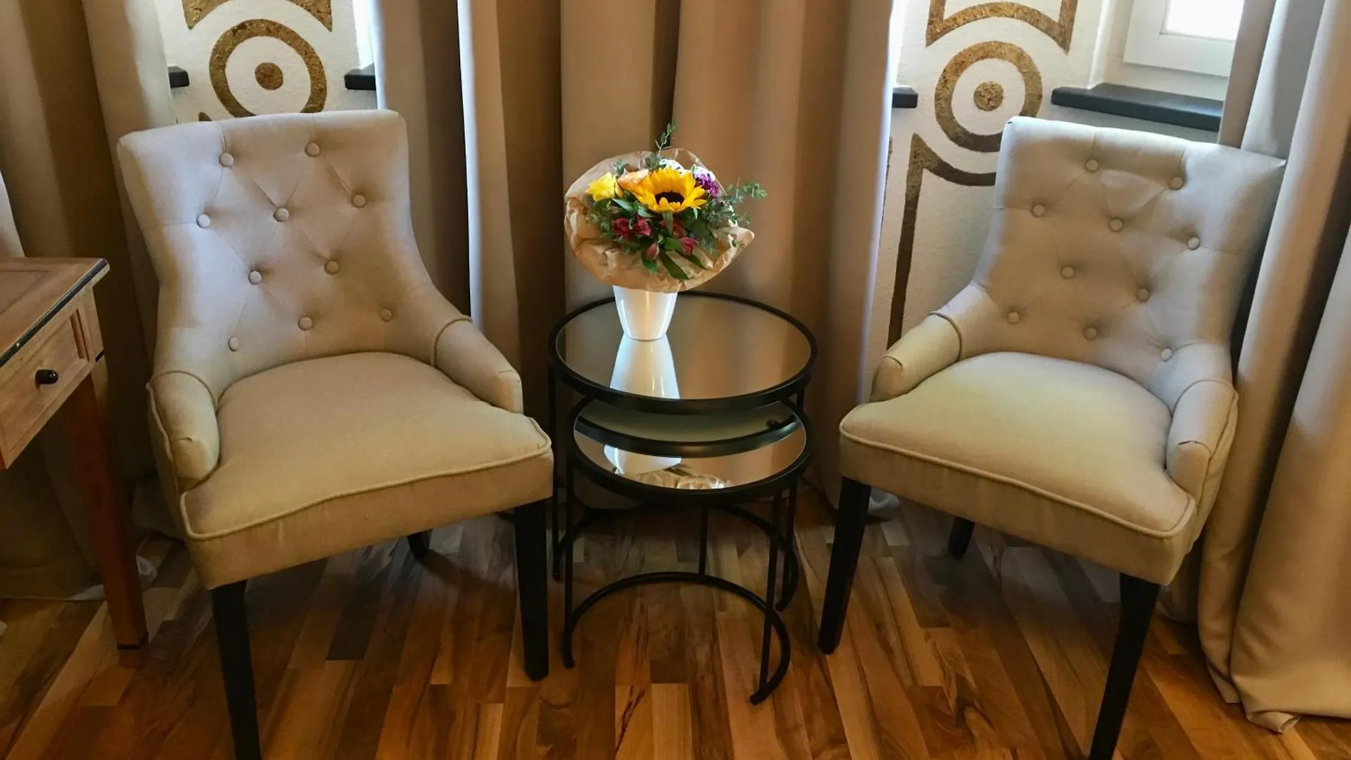 Hotel Ambiente Et Art Düsseldorf Gasthof