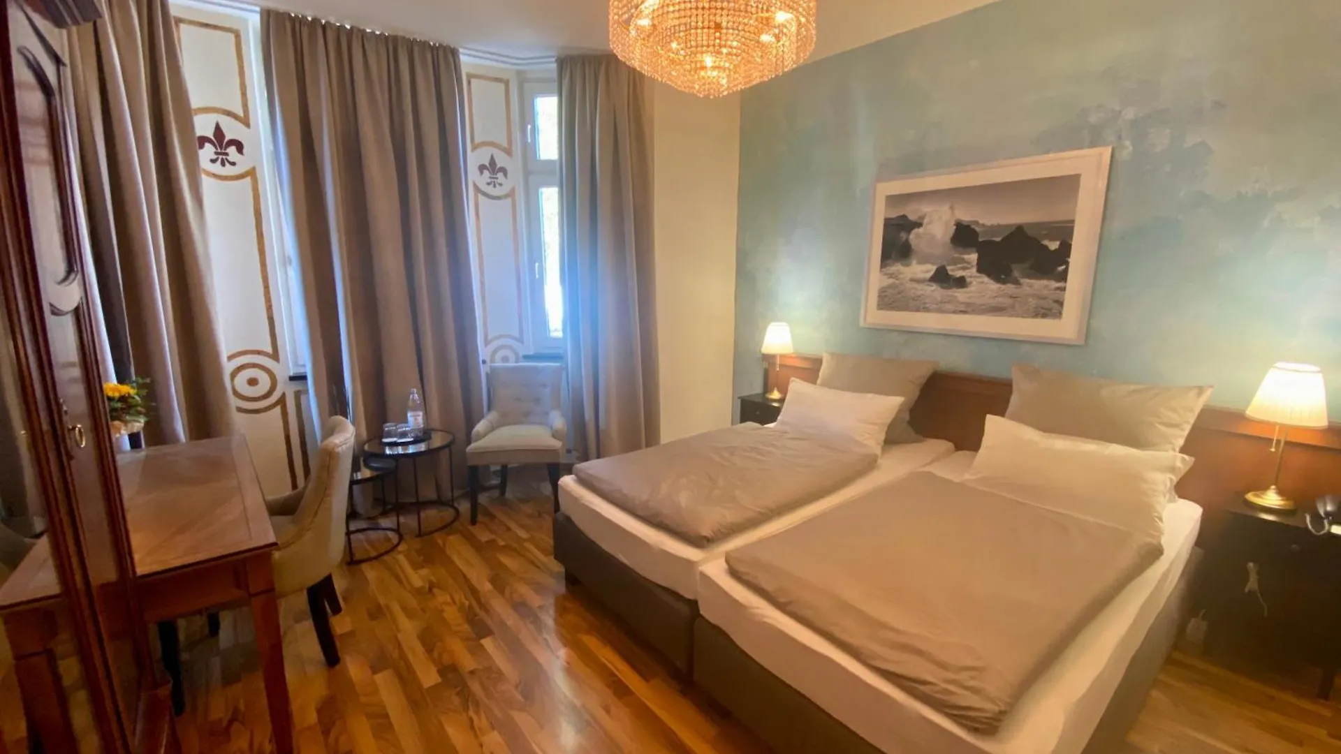 Hotel Ambiente Et Art Düsseldorf Gasthof